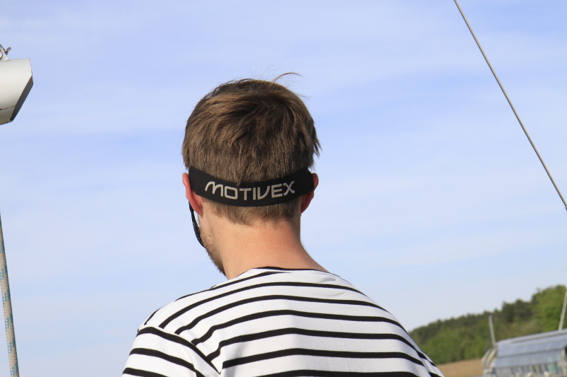Brillenband von MOTIVEX mit Beschriftung